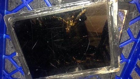 ipad-explodes