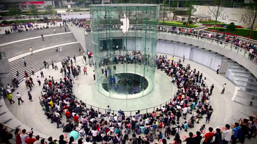 Apple-Store-Line