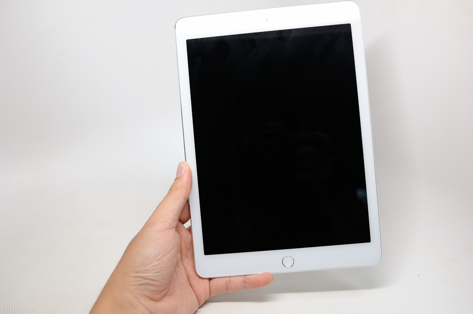 2608951 iPad Air 2-14
