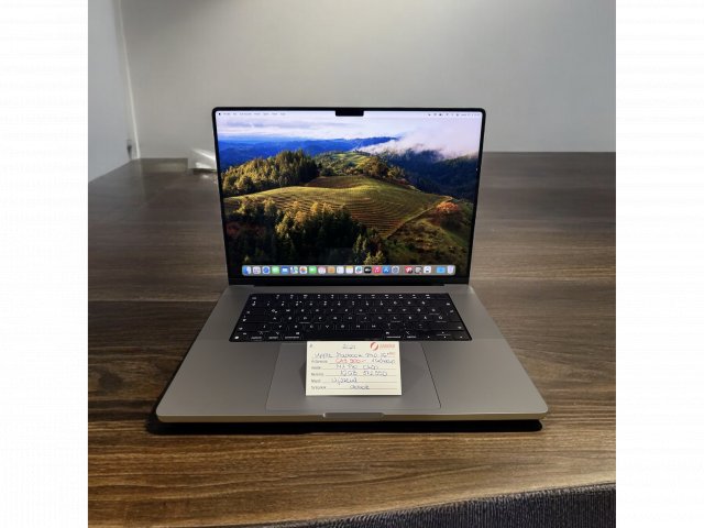 4. Apple MacBook Pro 16