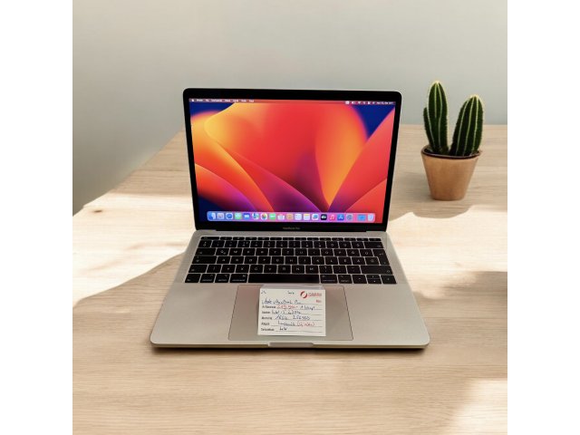 24. Apple MacBook Pro 13