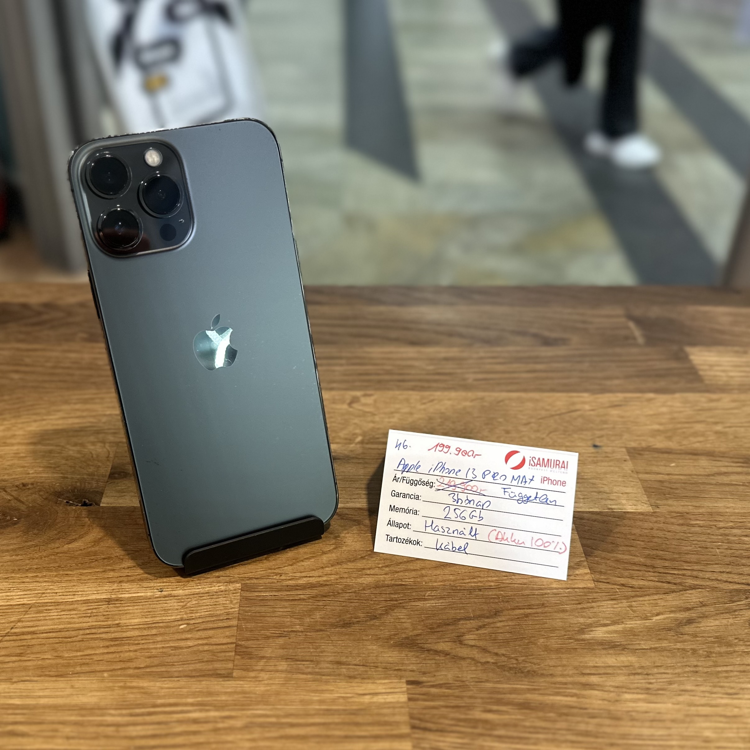 46. Apple iPhone 13 Pro Max - 256 GB - Grafit - Új Akku