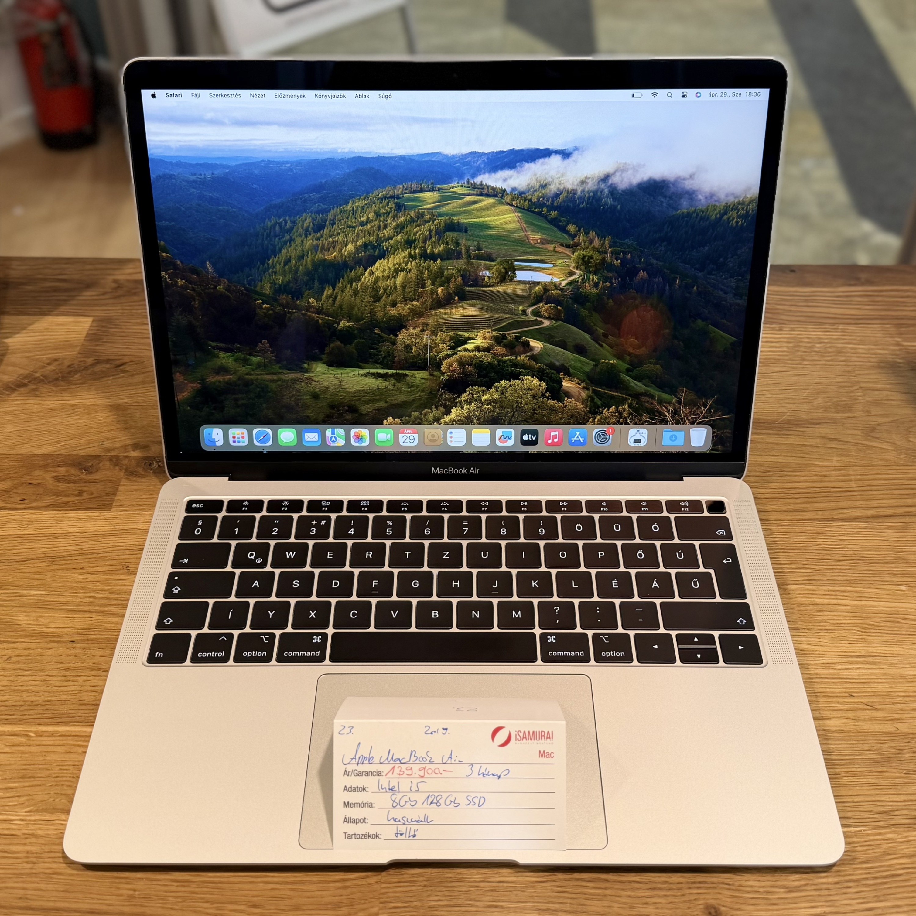 23. Apple Macbook Air 13