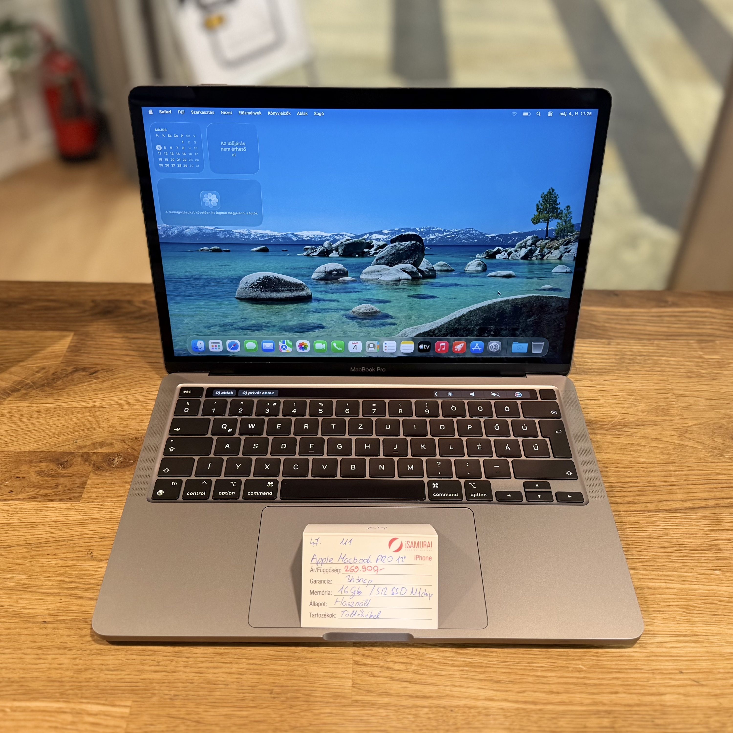 47. Apple MacBook Pro M1 - 16 GB - 512 SSD