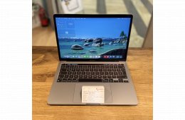 47. Apple MacBook Pro M1 - 16 GB - 512 SSD