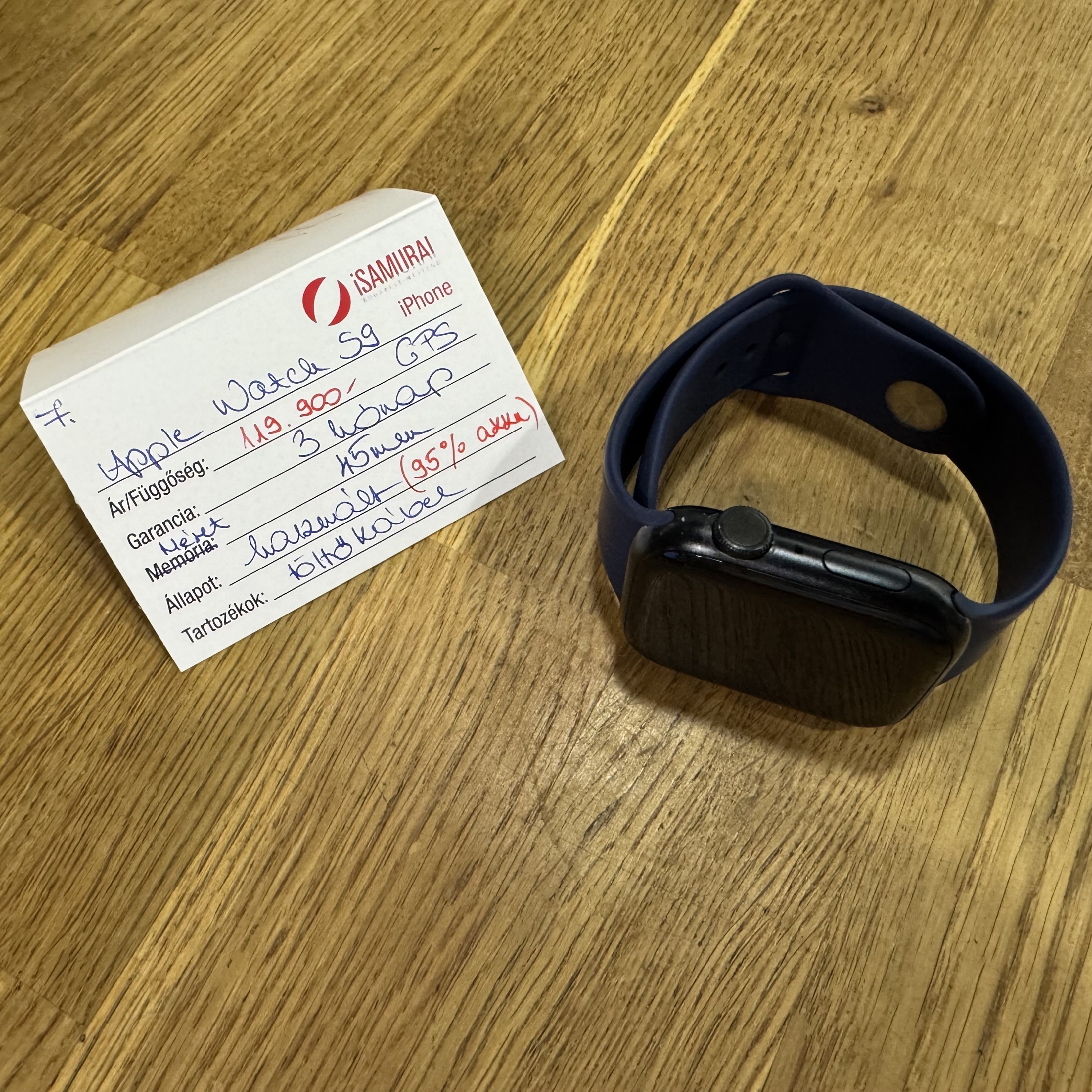 7. Apple Watch Series 9 - 45 mm - GPS - Fekete - 95% akku