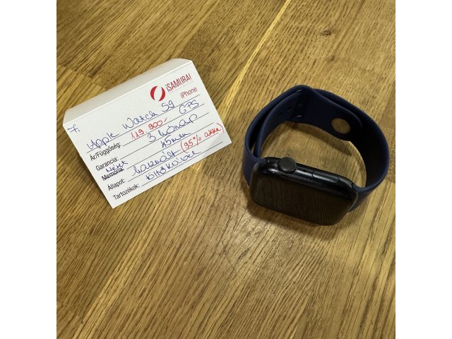 7. Apple Watch Series 9 - 45 mm - GPS - Fekete - 95% akku