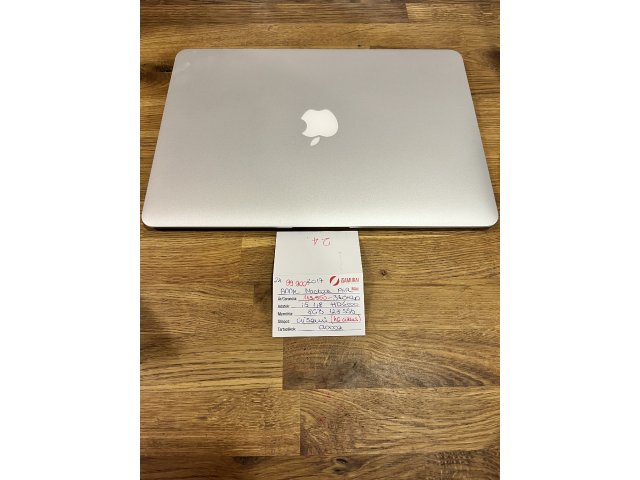 24. Apple Macbook Air 2017  - 8 GB - 128 SSD - i5