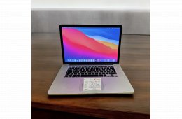 46. Apple MacBook Pro 15