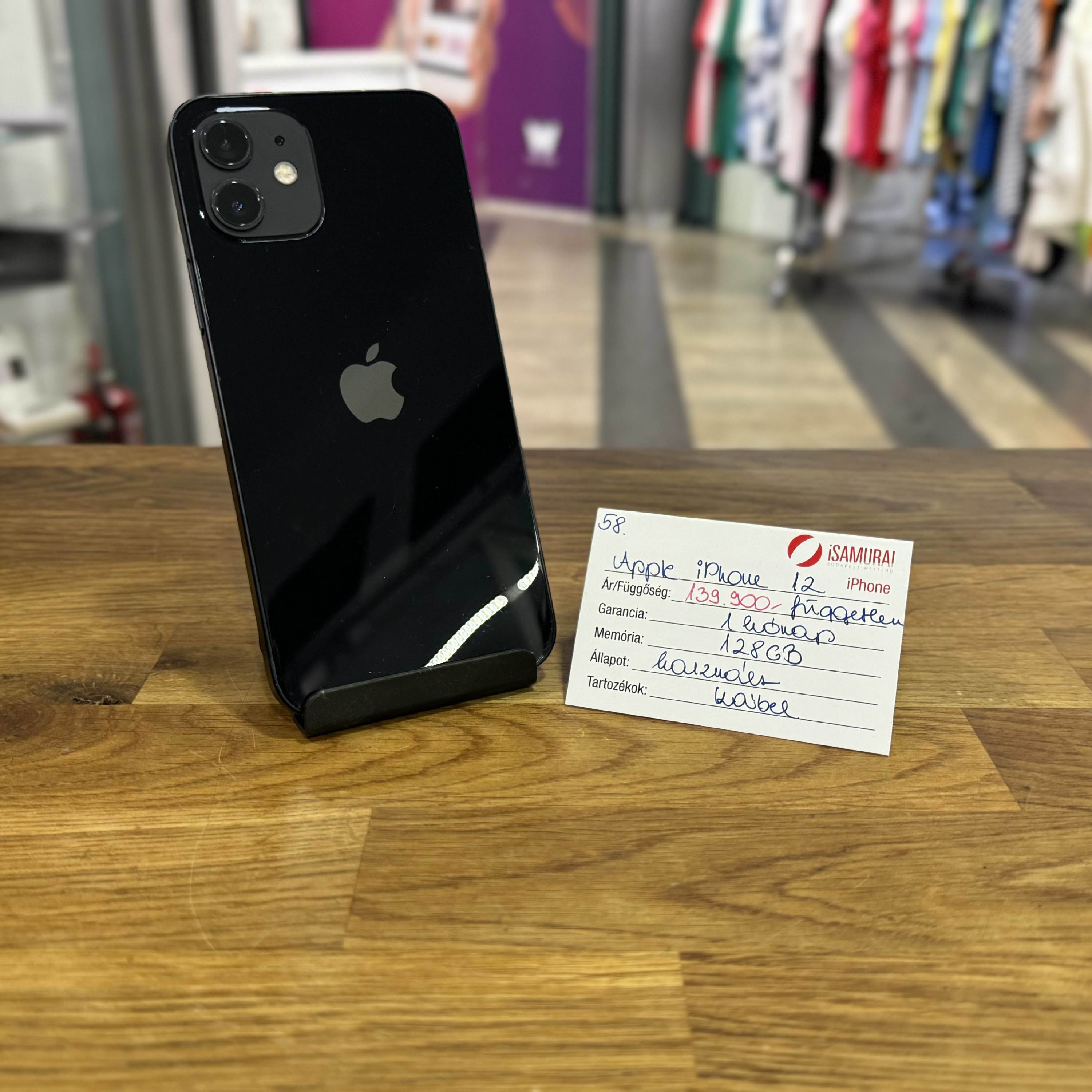 58. Apple iPhone 12 - 128 GB - Fekete - Független