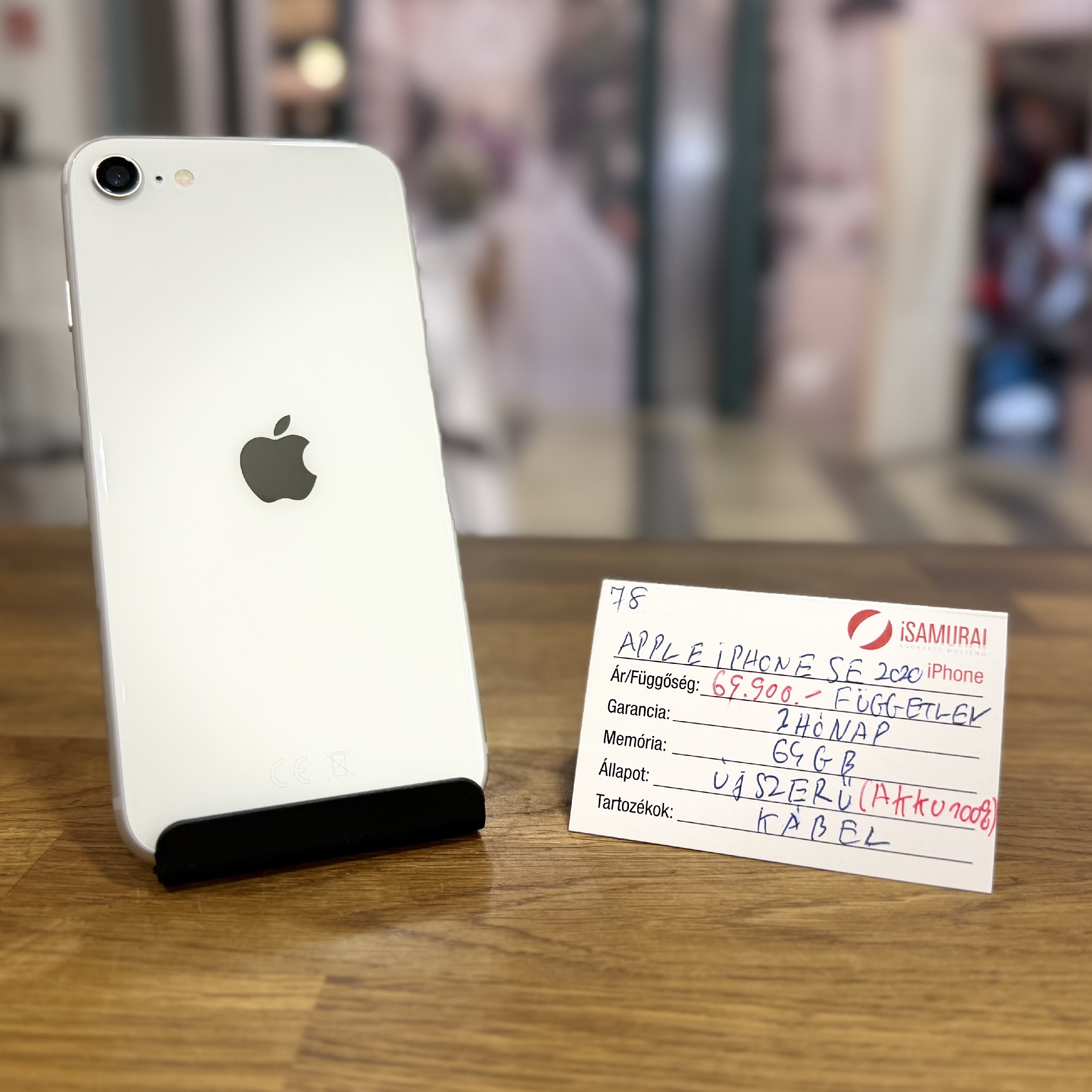 78. Apple iPhone SE 2.gen. 64 GB - Fehér - Független - ÚJSZERŰ - Új akku