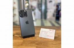 136. Apple iPhone 15 Pro - 256 GB - Fekete Titán - akku 100%