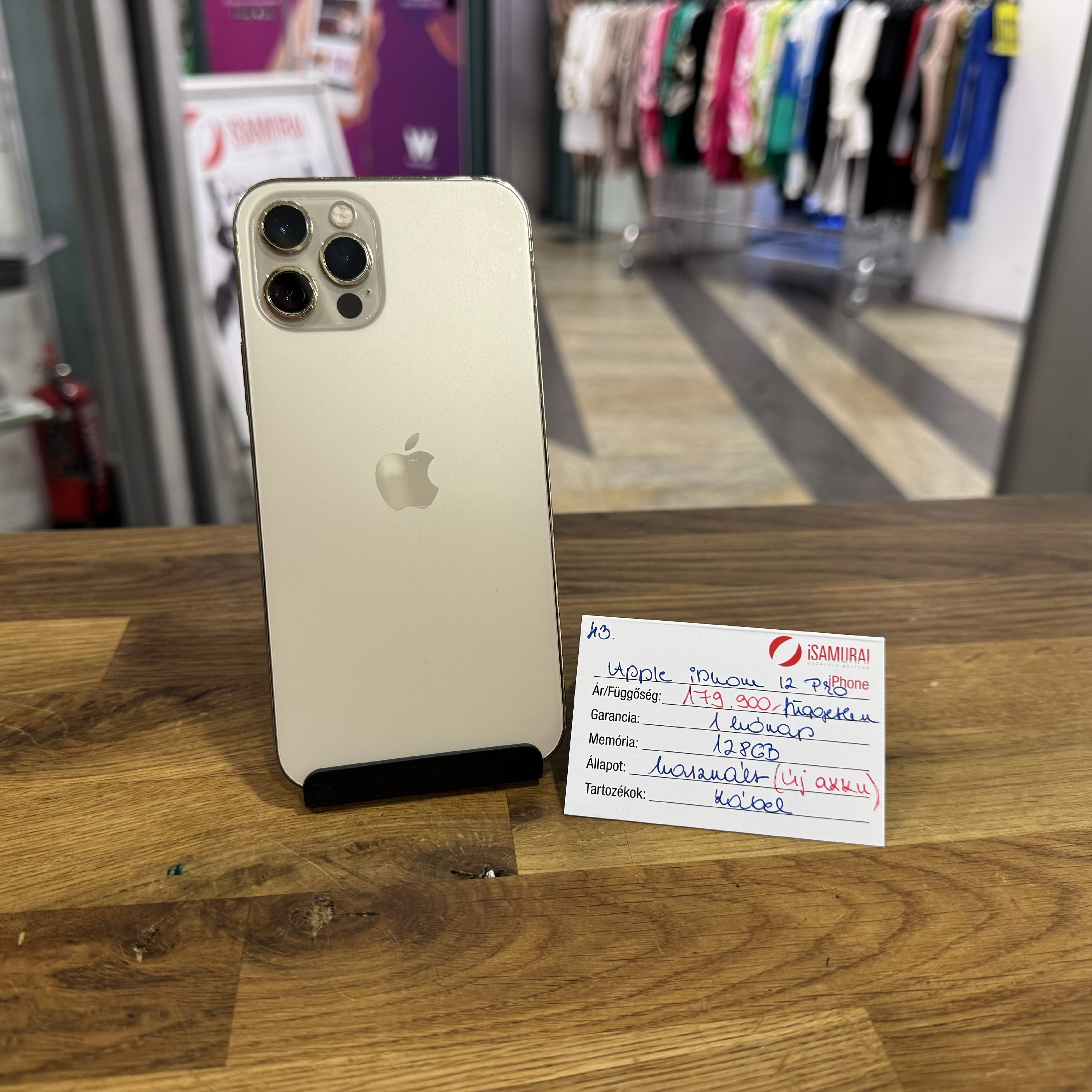 43. Apple iPhone 12 Pro - 128 GB - Arany - ÚJ AKKU