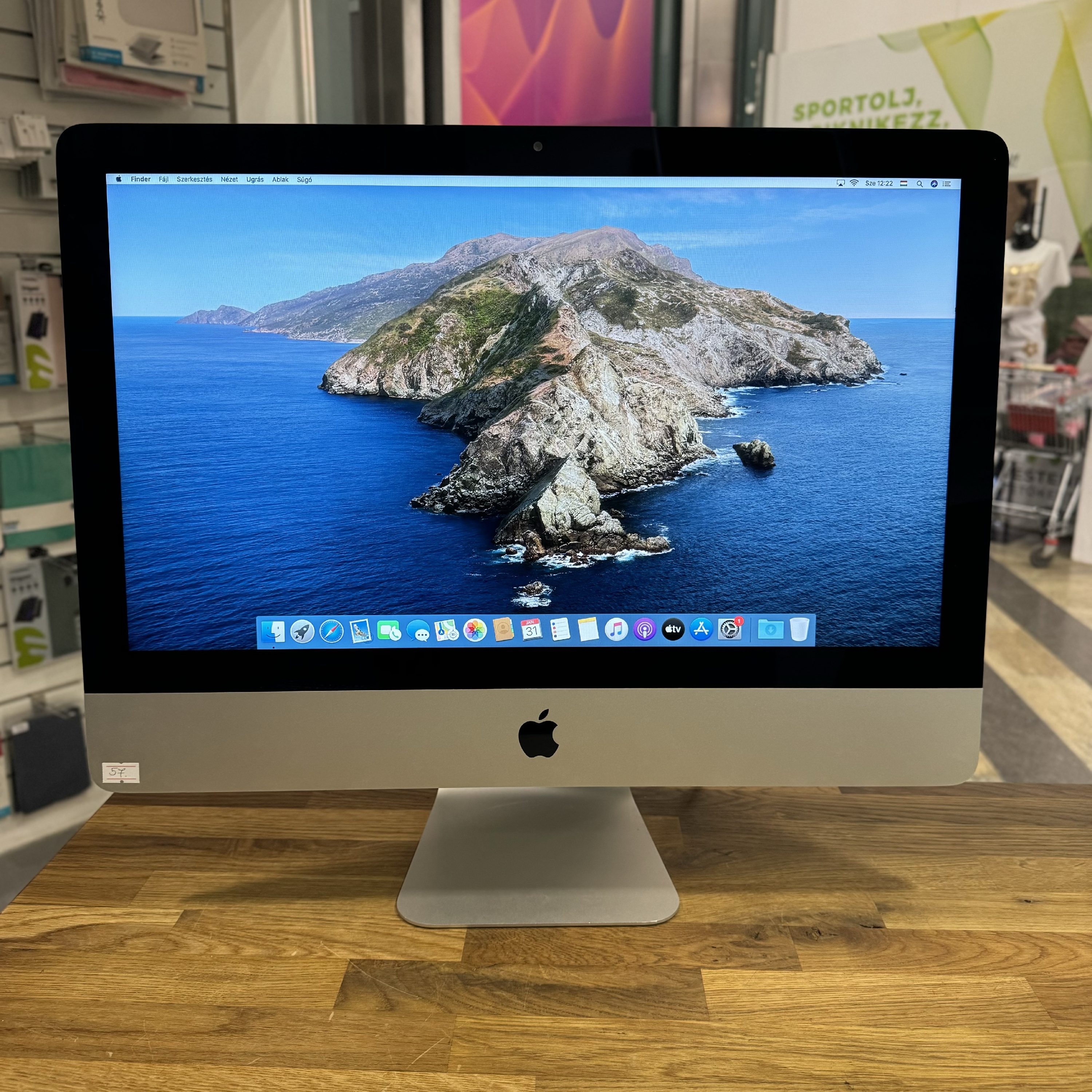 57. Apple iMac 21,5
