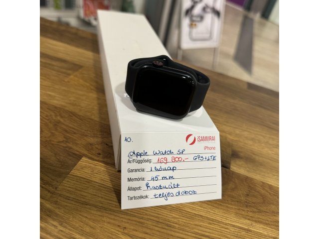 26. Apple Watch Series 8 - GPS+LTE - 45 mm - Fekete