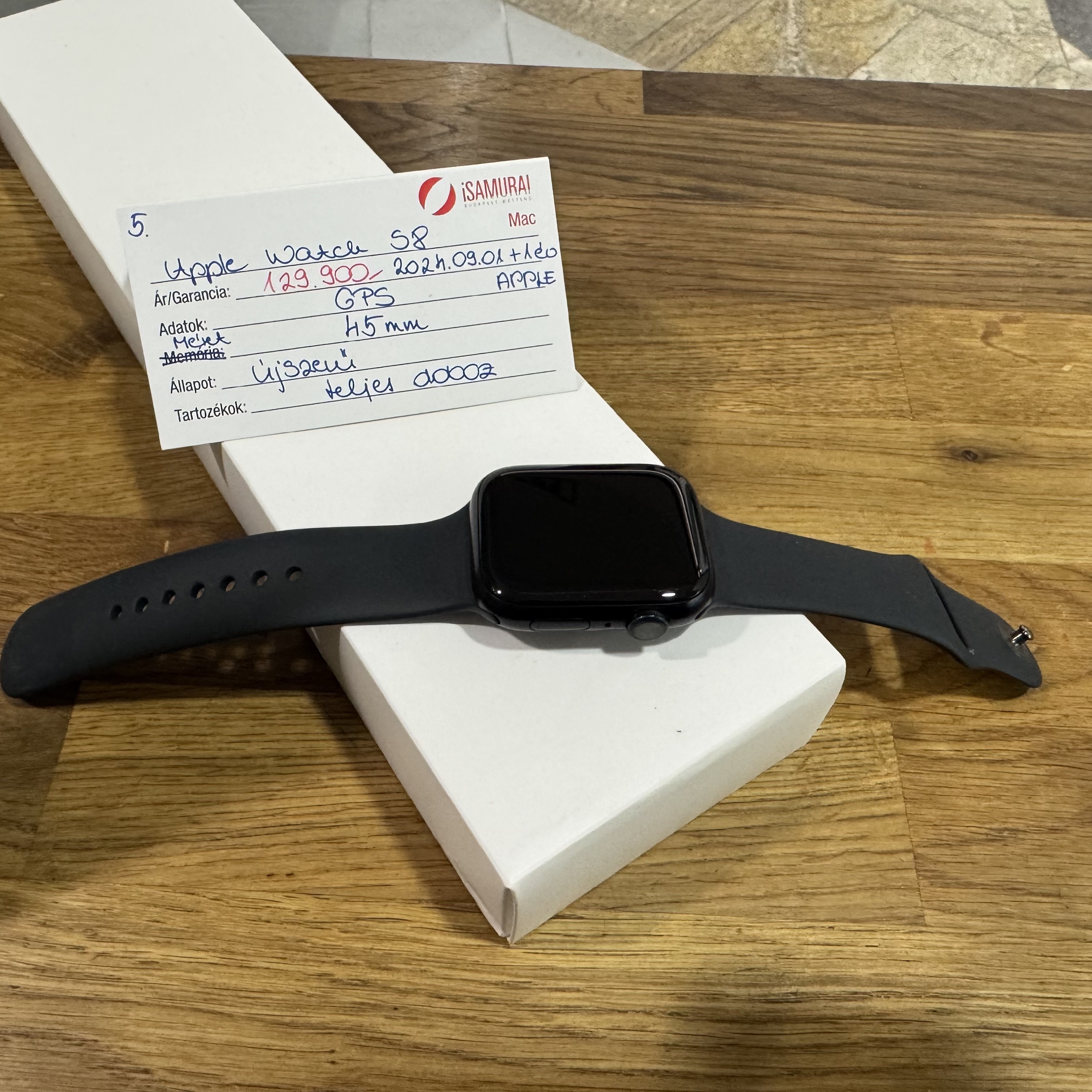 5. Apple Watch Series 8 - GPS - 45 mm - Fekete - APPLE GAR