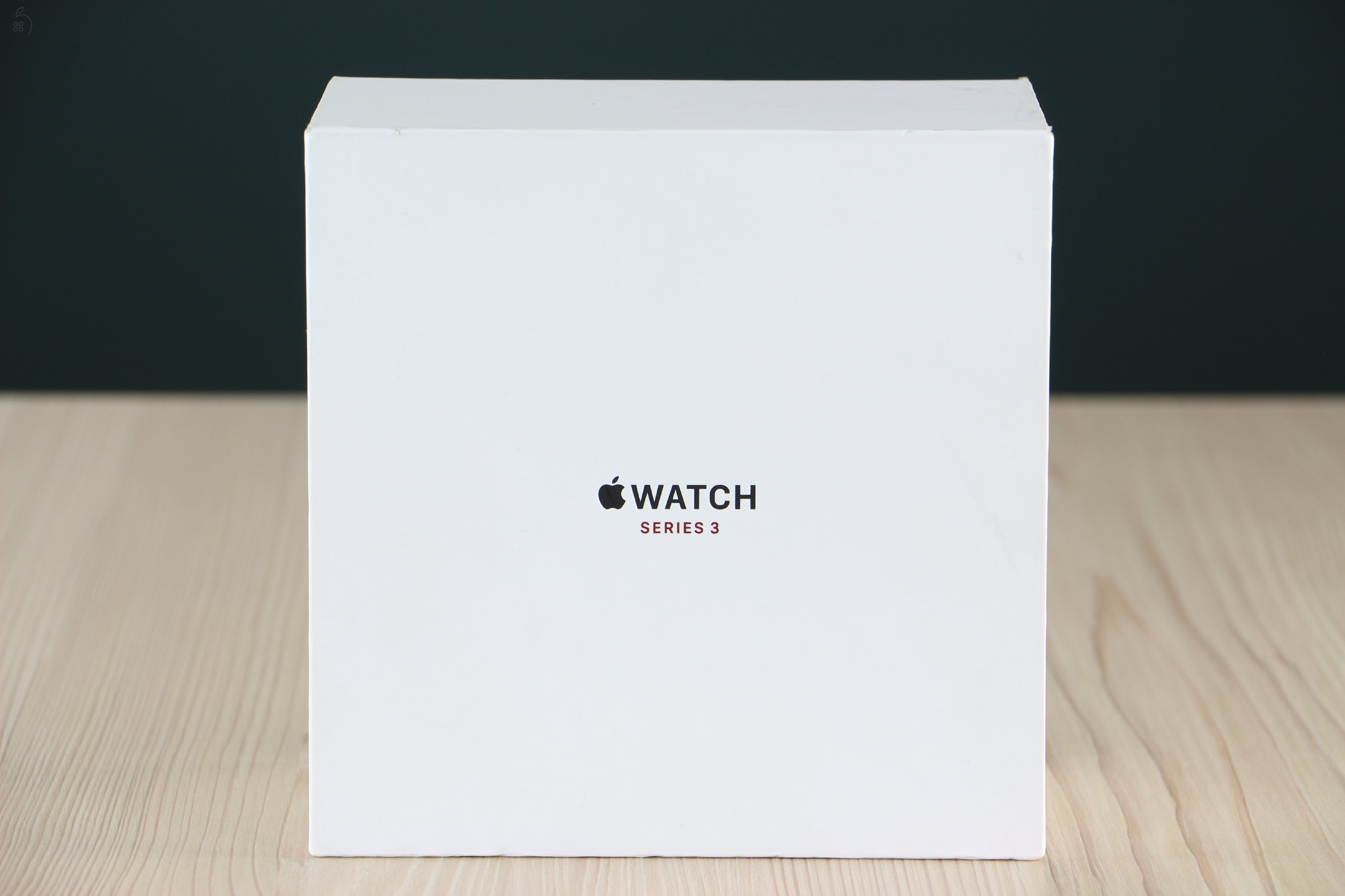  Használt Apple Watch S 3 42mm Stainless Steel Cellular US-3599