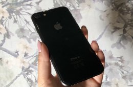  Eladó használt iPhone 8 Space Gray 64GB-os 12 HÓ GARANCIA készülék 4786
