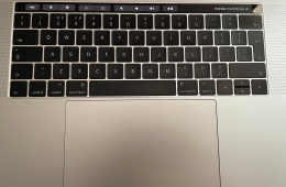 MB Pro Retina 15”. Angol billentyűzet