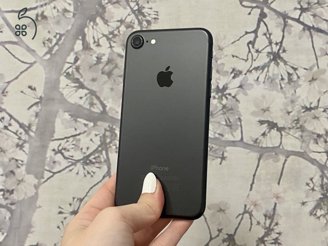 Eladó használt iPhone 7 Black 32GB-os 100% aksi készülék / Kód: 4689 /