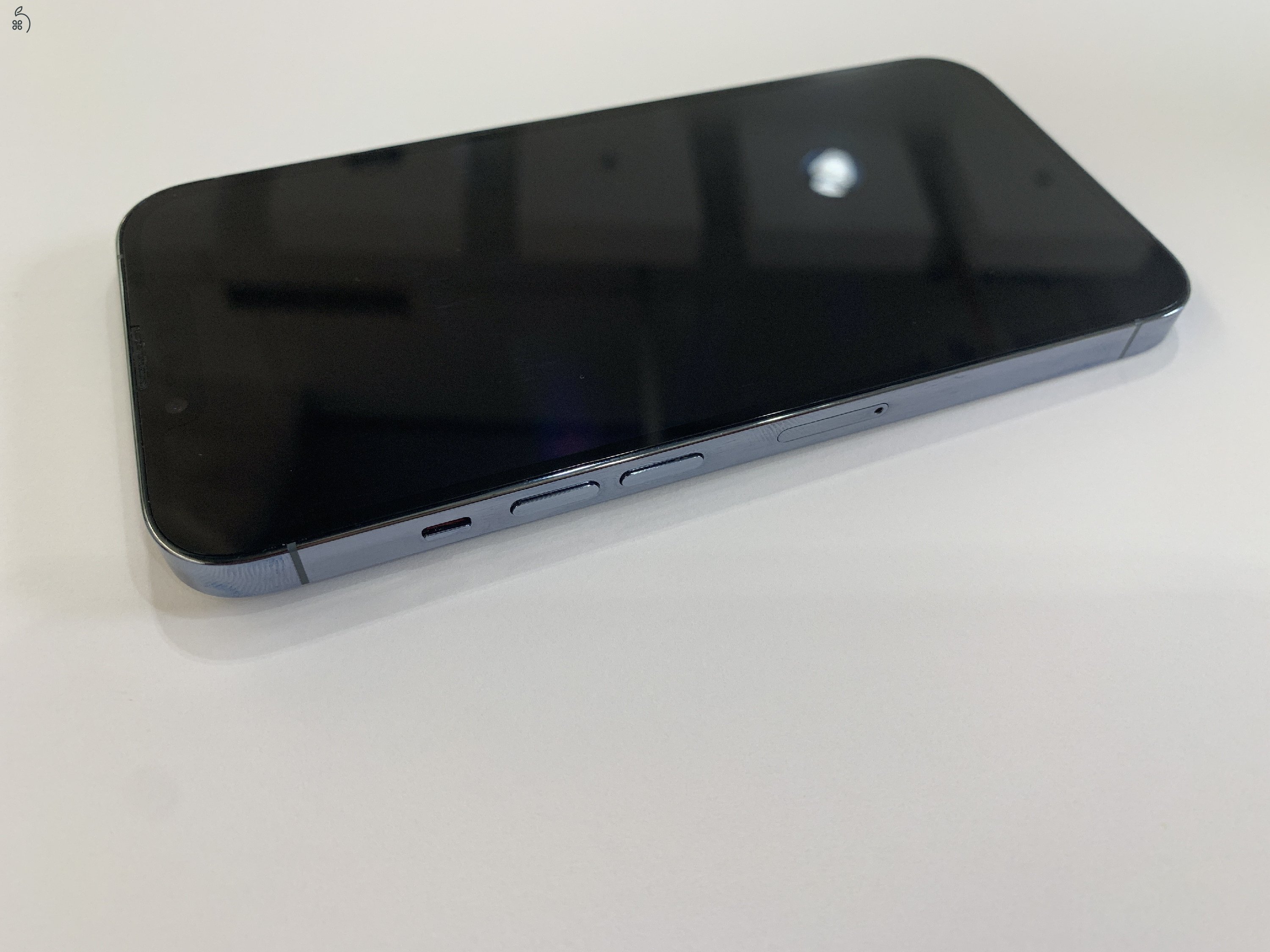 Megkimélt Apple iPhone 13 Pro 128GB, kártyafüggetlen, kék színben, 12 garanciával!