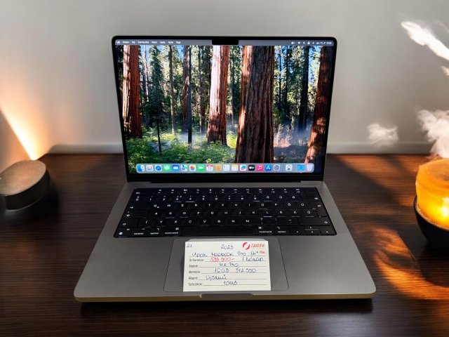 21. Apple Macbook Pro 14