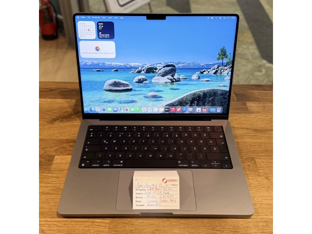 40. Apple Macbook Pro 14