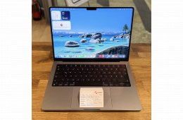 40. Apple Macbook Pro 14