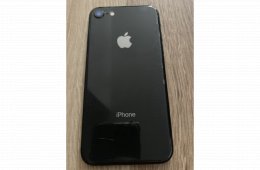 Karcmentes iPhone 8 64GB kártyafüggetlen fekete