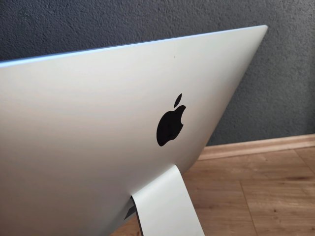 iMac 21.5