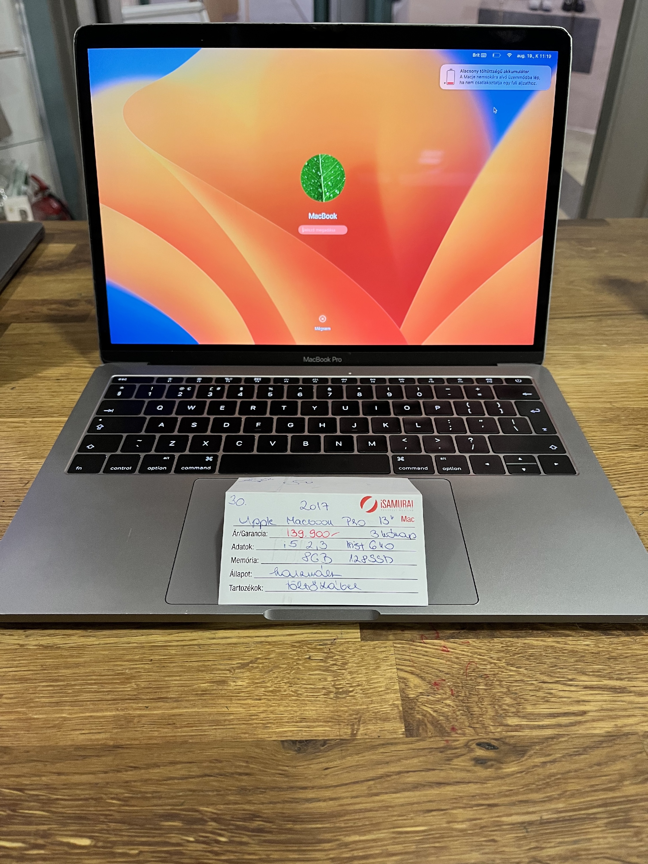 42. Apple MacBook Pro 13