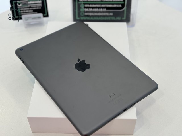 iPad 8th. 32GB Fekete Wifi Újszerű/1 hónap gar./Akku 90%/p3084/