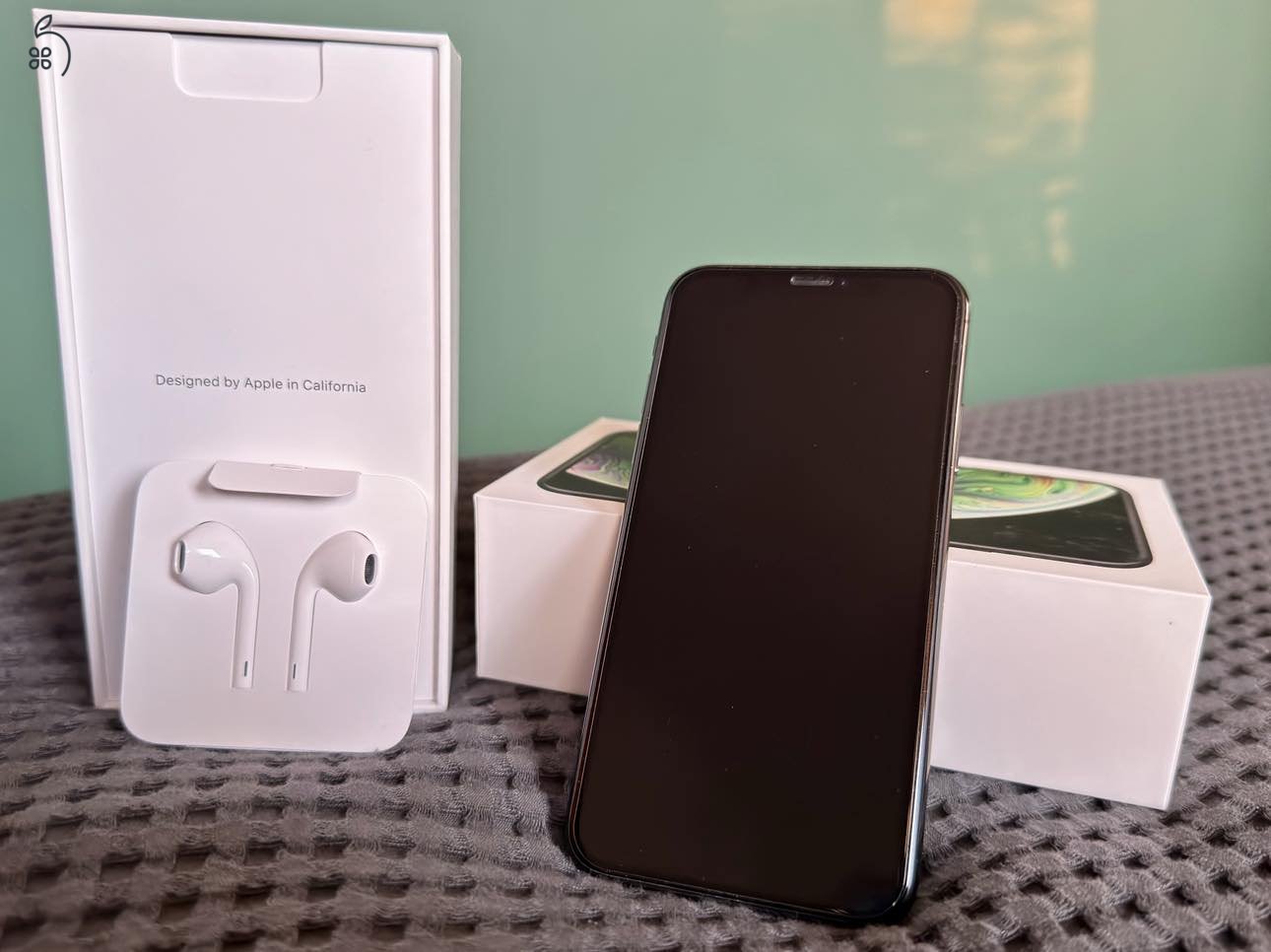 iPhone XS Space Gray 256 GB - Kártyafüggetlen telefon eladó