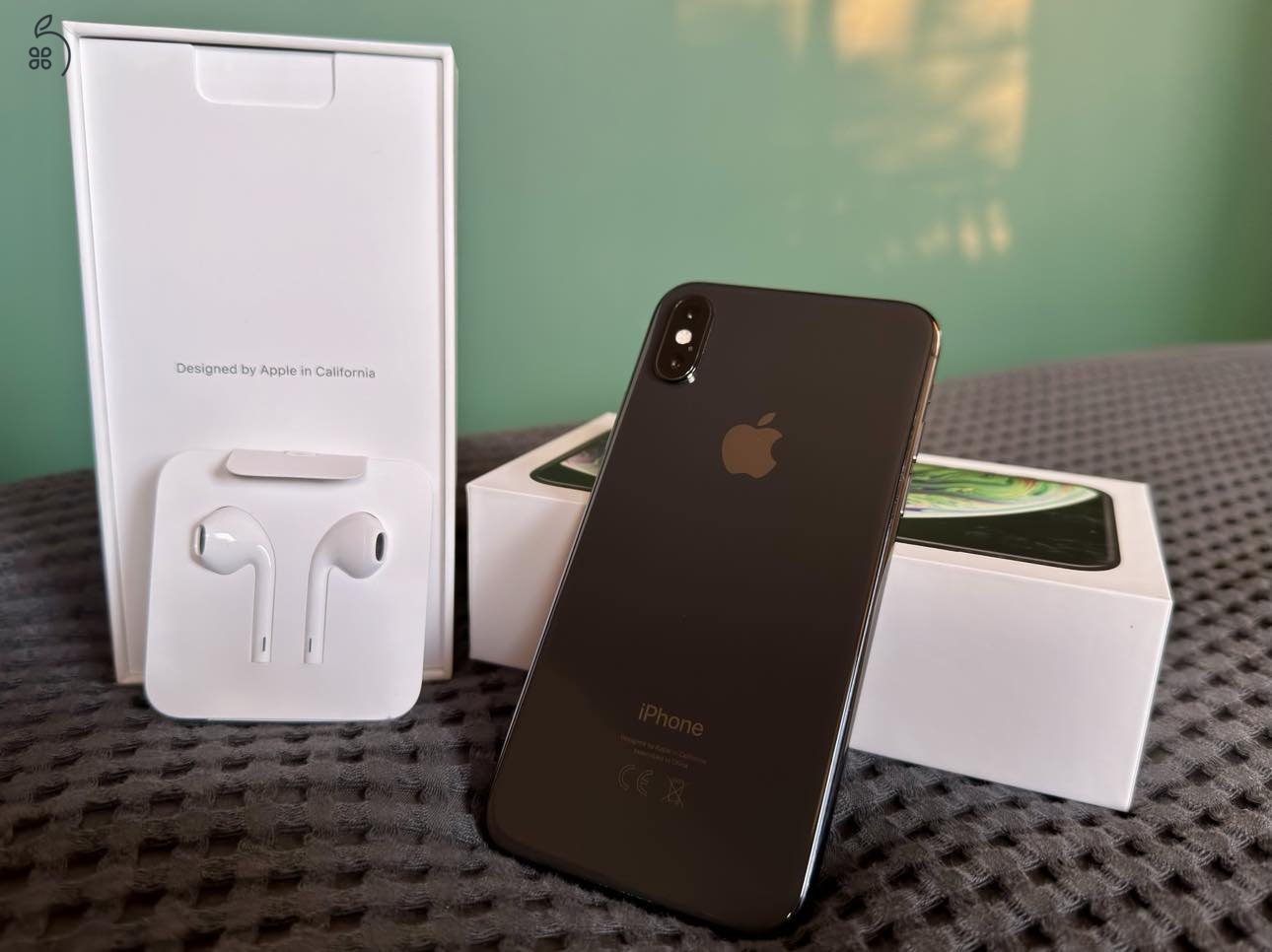 iPhone XS Space Gray 256 GB - Kártyafüggetlen telefon eladó