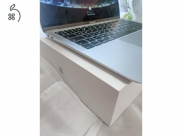 MacBook Air (Retina, 13 hüvelykes, 2018)