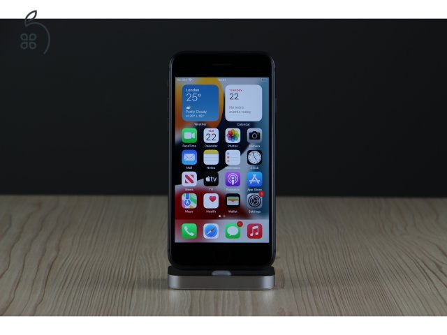Használt iPhone 8 64GB Black - 0 ÁFÁS