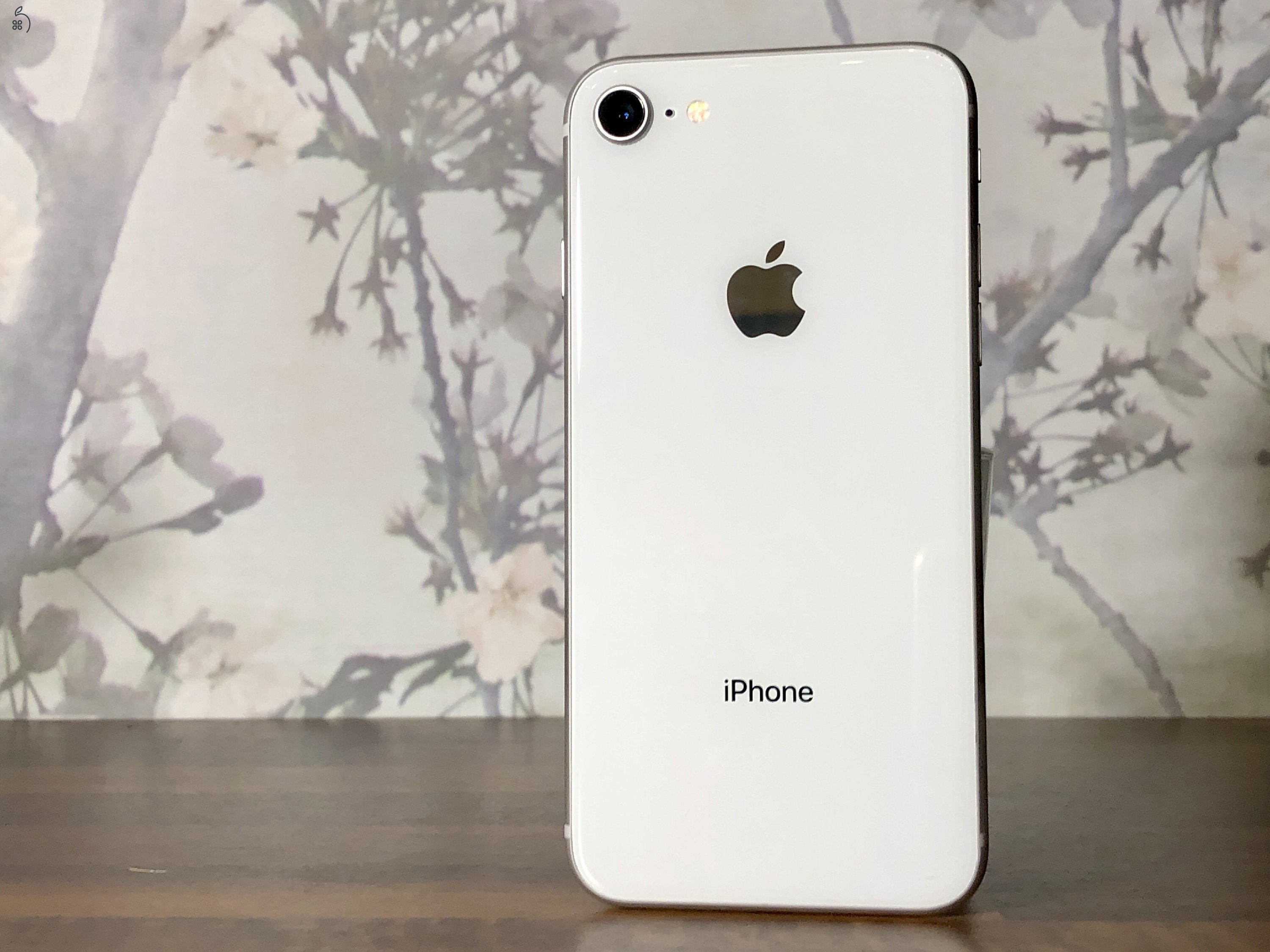 Eladó iPhone SE (2020) 64 GB White szép állapotú 100% aksi 12 HÓ GARANCIA - 7400