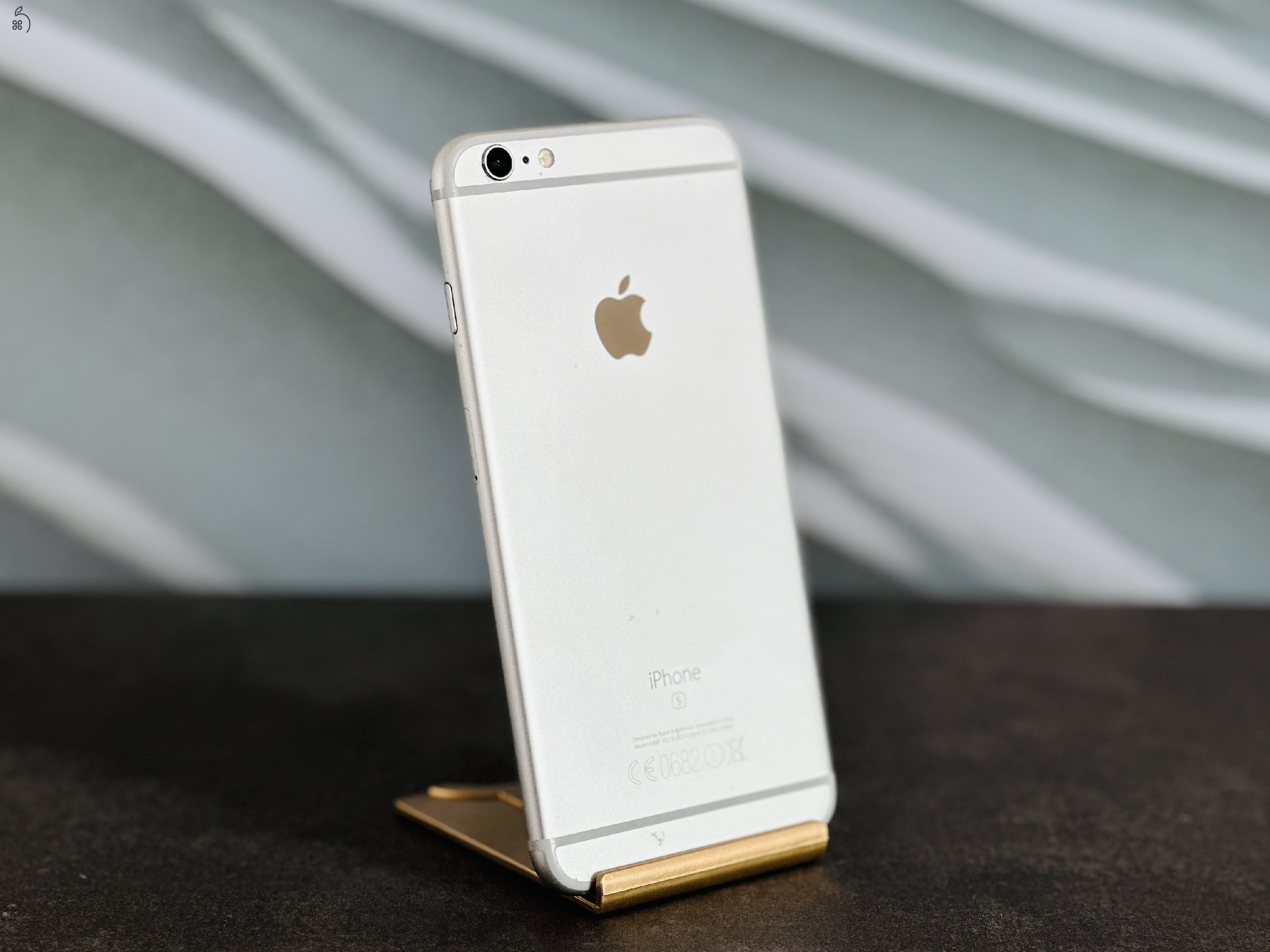 Eladó iPhone 6S Plus 16 GB Silver szép állapotú - 12 HÓ GARANCIA - 7902