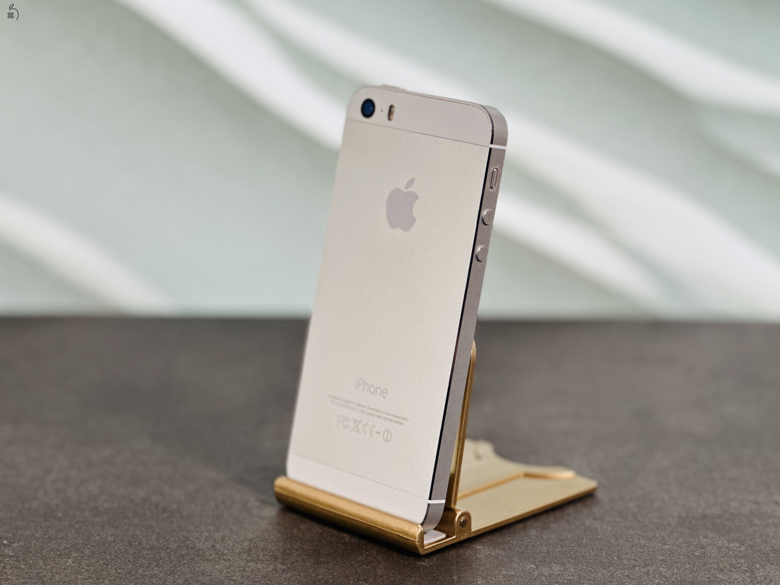 Eladó iPhone 5S 16 GB Silver szép állapotú - 12 HÓ GARANCIA - 7892