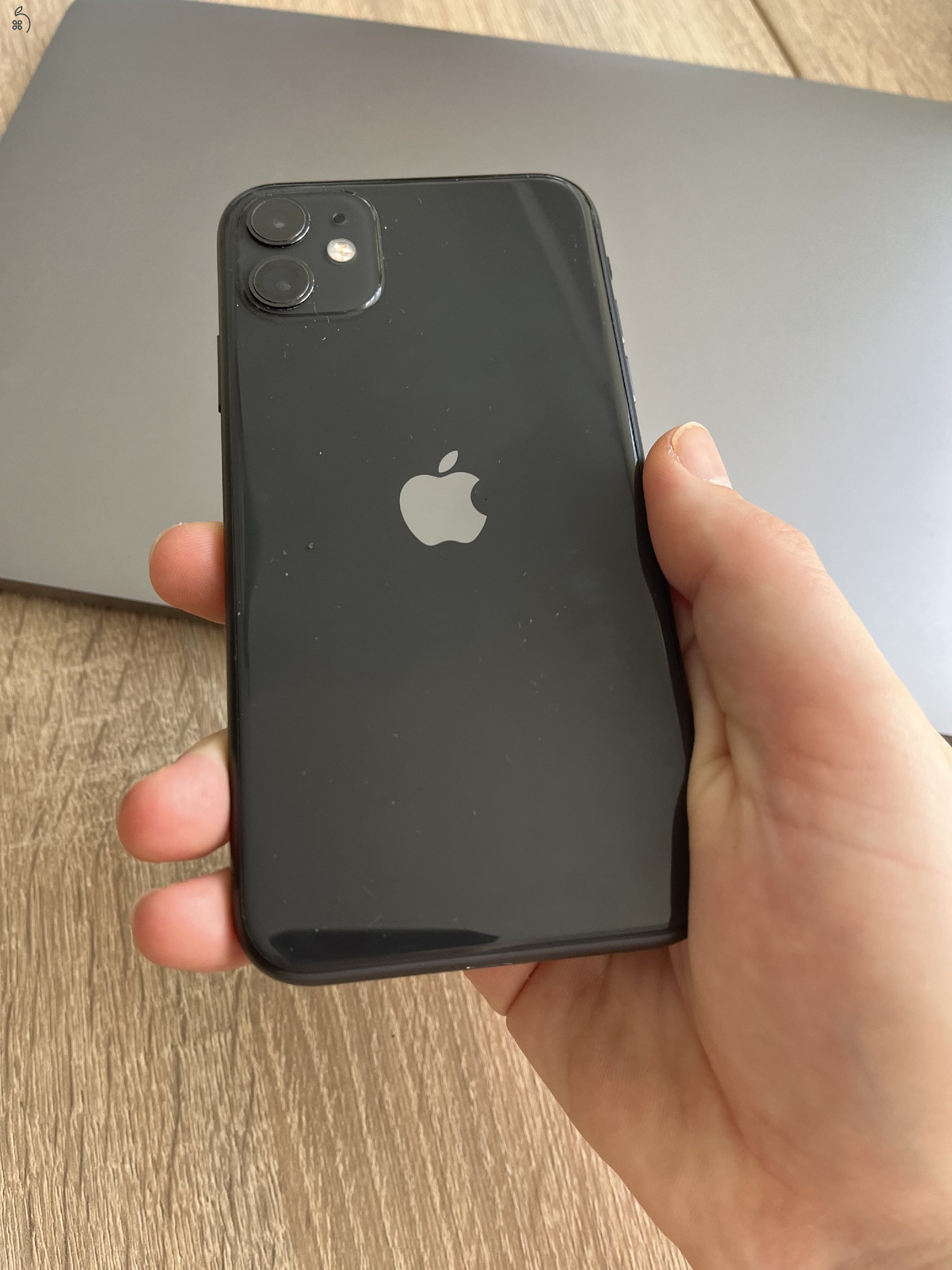 iPhone 11 128Gb, fekete, kártyafüggetlen