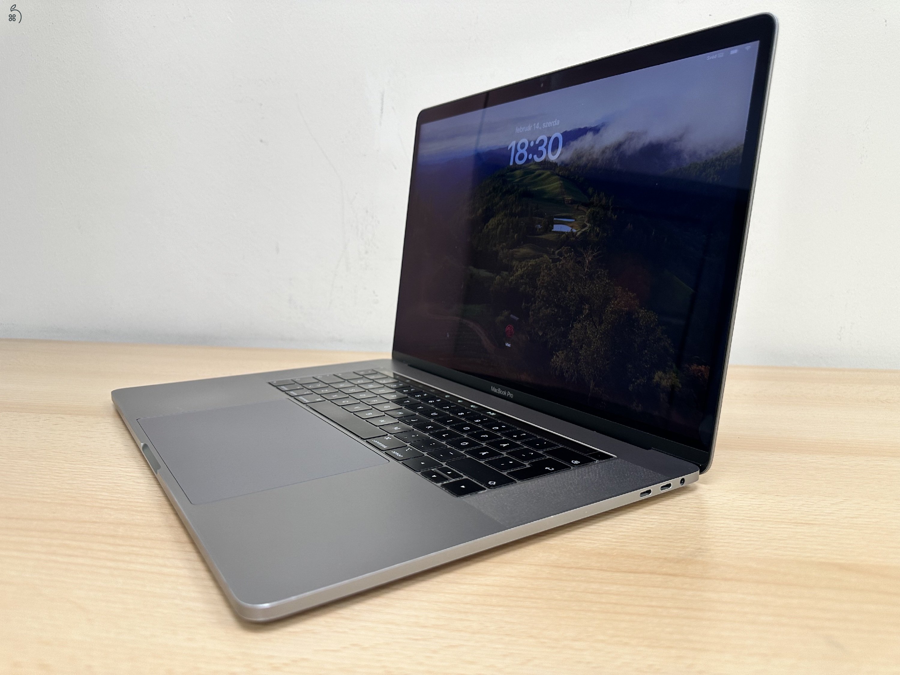  MacBook Pro Retina 15