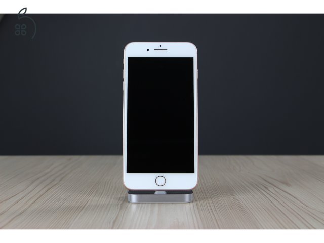 Használt Apple iPhone 8 Plus 64 GB arany US-4538