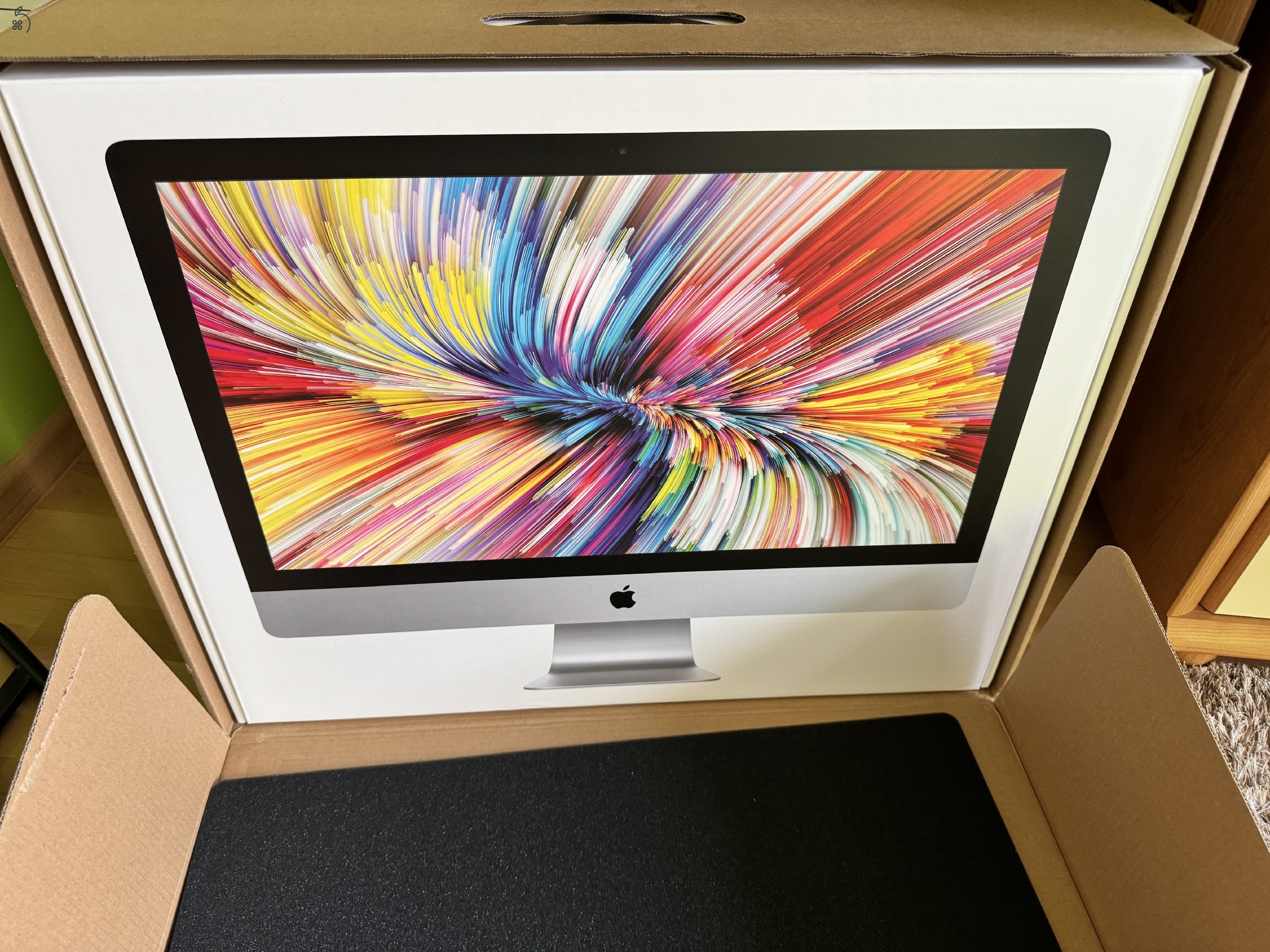 iMac (5K-s Retina, 27 hüvelykes, i7, 2020)