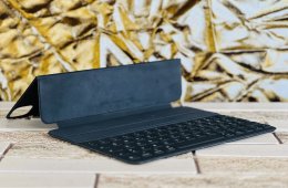 Eladó iPad Smart Keyboard Folio billentyűzet és tok,-  szép állapot