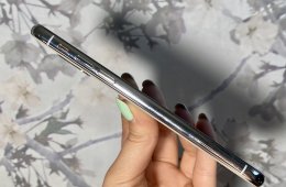 Eladó iPhone X 64 GB Silver szép állapotú - 12 HÓ GARANCIA - 6703