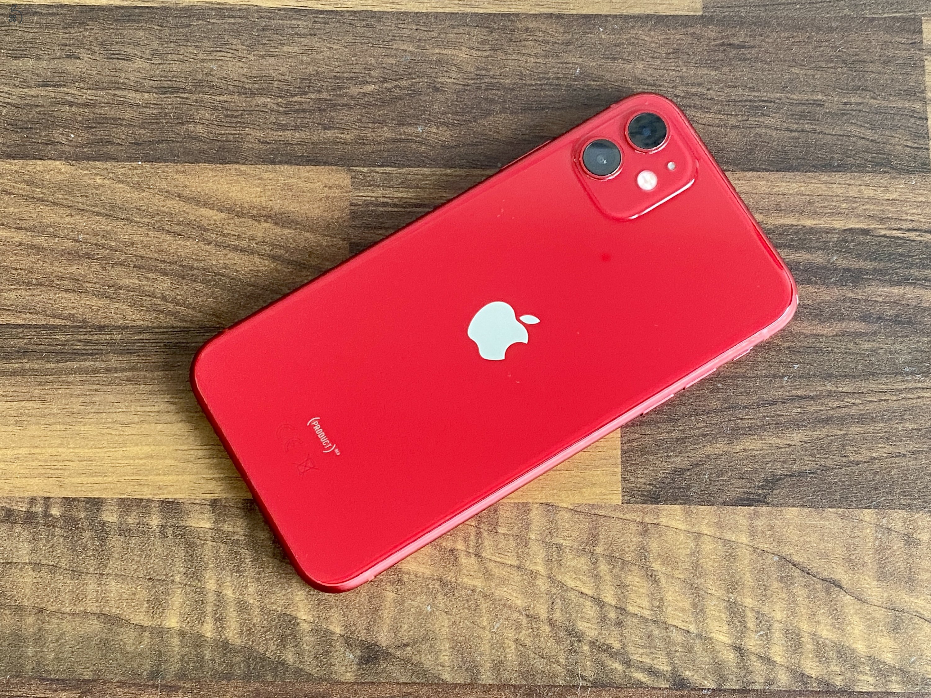 Eladó iPhone 11 64 GB PRODUCT RED 100% aksi szép állapotú - 12 HÓ GARANCIA - 1222