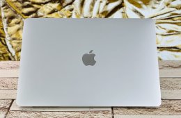 Eladó Apple Macbook PRO 512 GB 2019 13 i5 8 GB SSD TOUCH BAR - 12 HÓ GARI - S1439