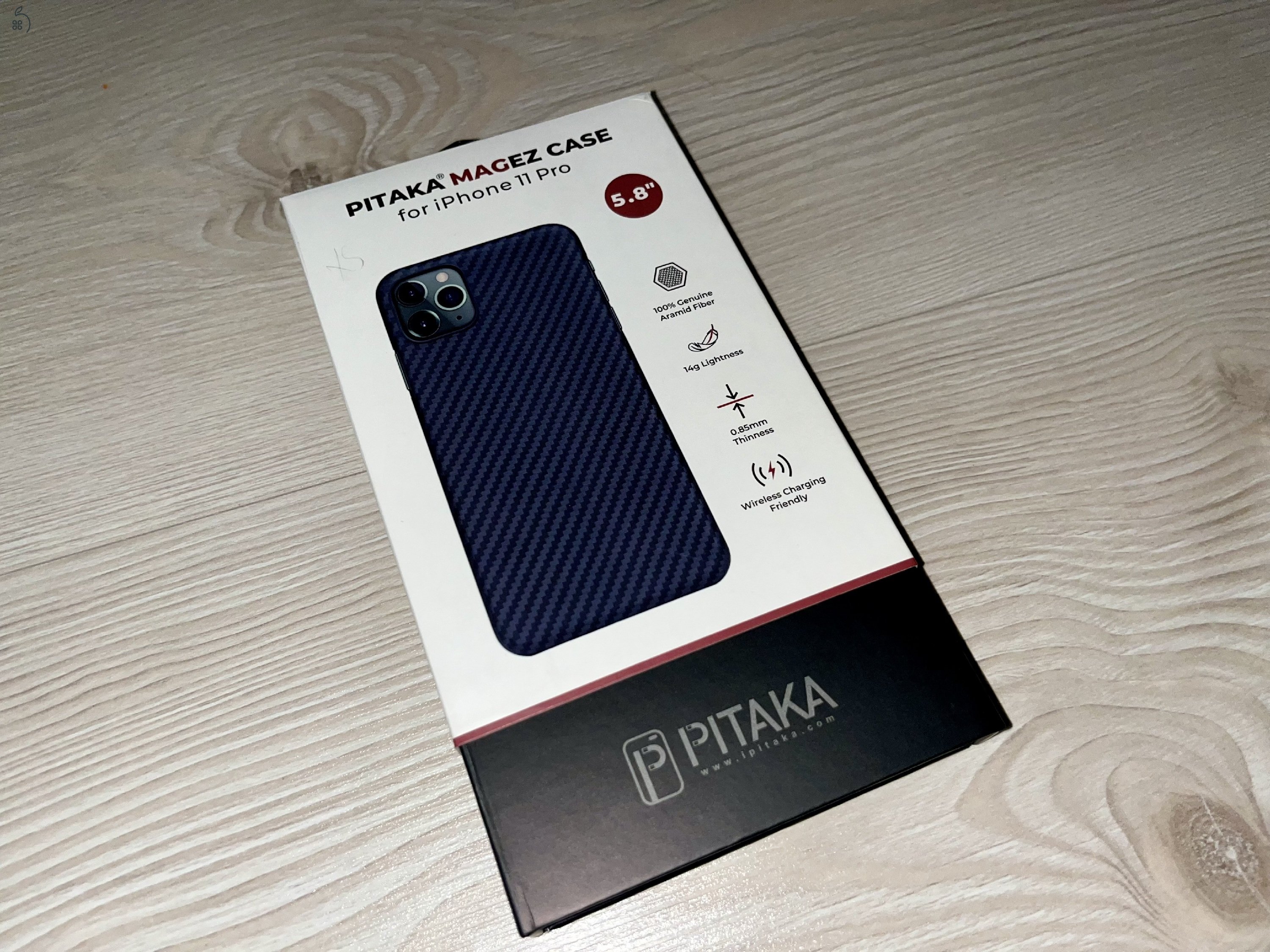 Pitaka MagEZ case iPhone 11 Pro