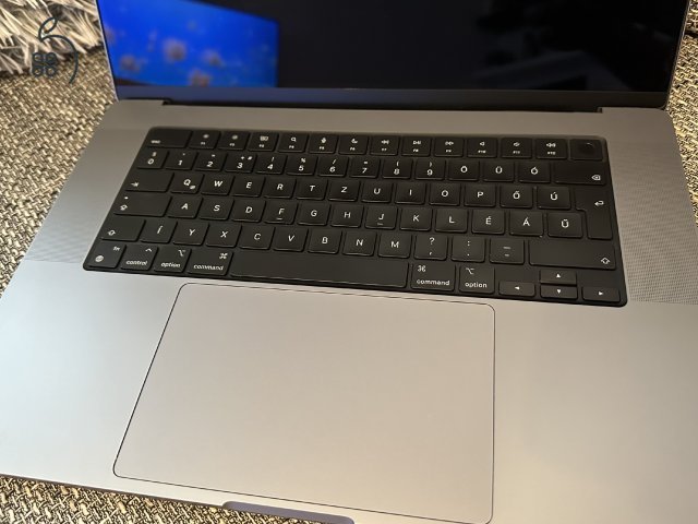 MacBook Pro 16” Space Gray - M1 Pro - 32GB - 1TB
