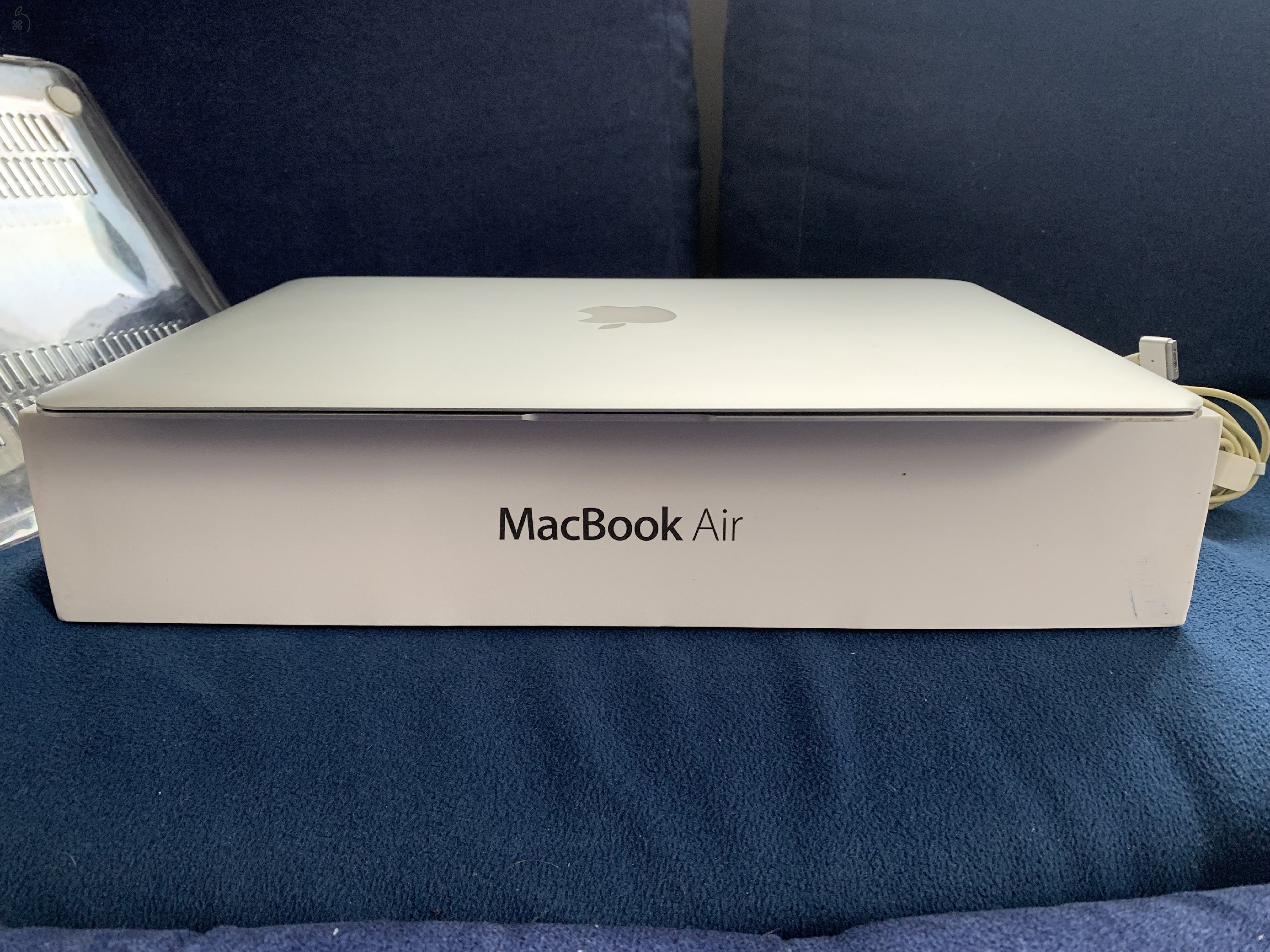 MacBook Air 13 256 GB SSD / 8 GB RAM (early 2015)